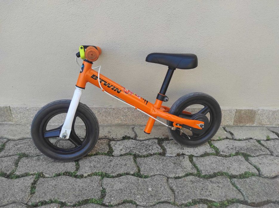 Bicicletas e triciclos de criança