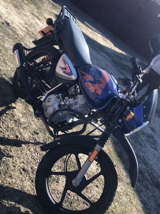 Boxer BAJAJ 125.