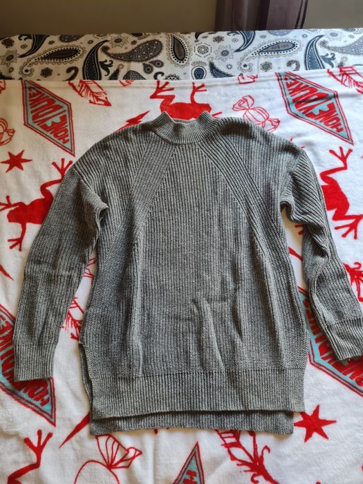Oversized Gray Knit Sweater