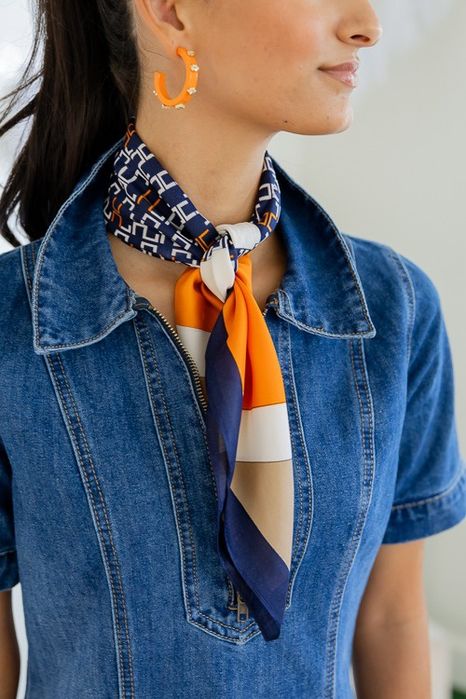 Nowa Ala jedwabna apaszka chusta 70 x 70