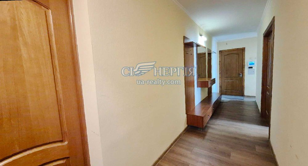 3-кім 67м.кв. Феодосійська, 4 метро Деміївська