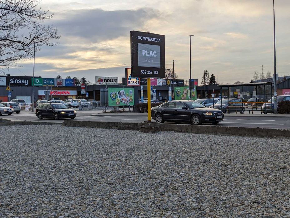 Wynajmę miejsce pod pawilon gastronomiczny/handlowy. Żeromskiego