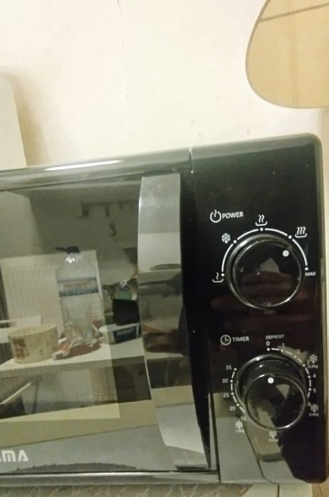 Micro-ondas Flama 1834FL Preto 20L - como novo