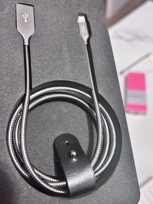 kabel Helmet USB na Lightning iPhone, iPad, iPod