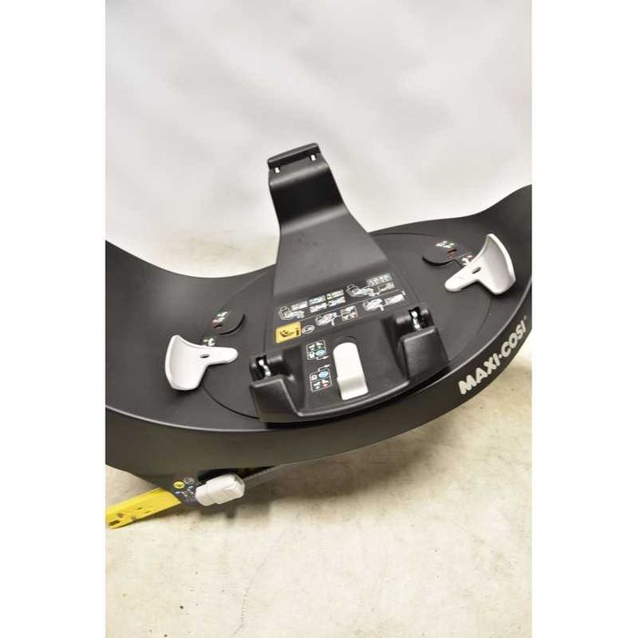 Maxi Cosi Pebble 360 z bazą Familyfix 360 - NIEMALŻE JAK NOWY!