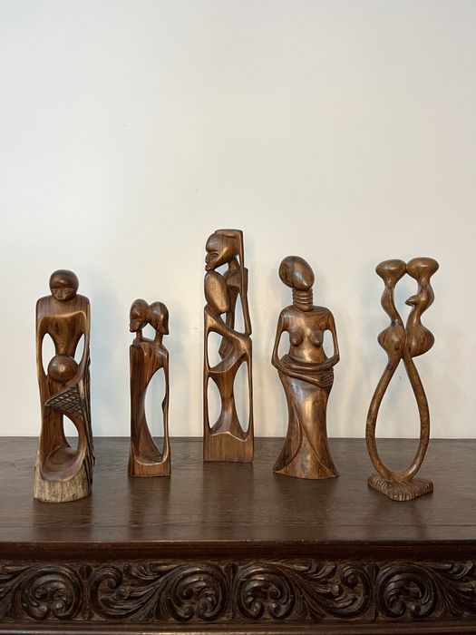 Estátuas Africanas Em Madeira Sândalo