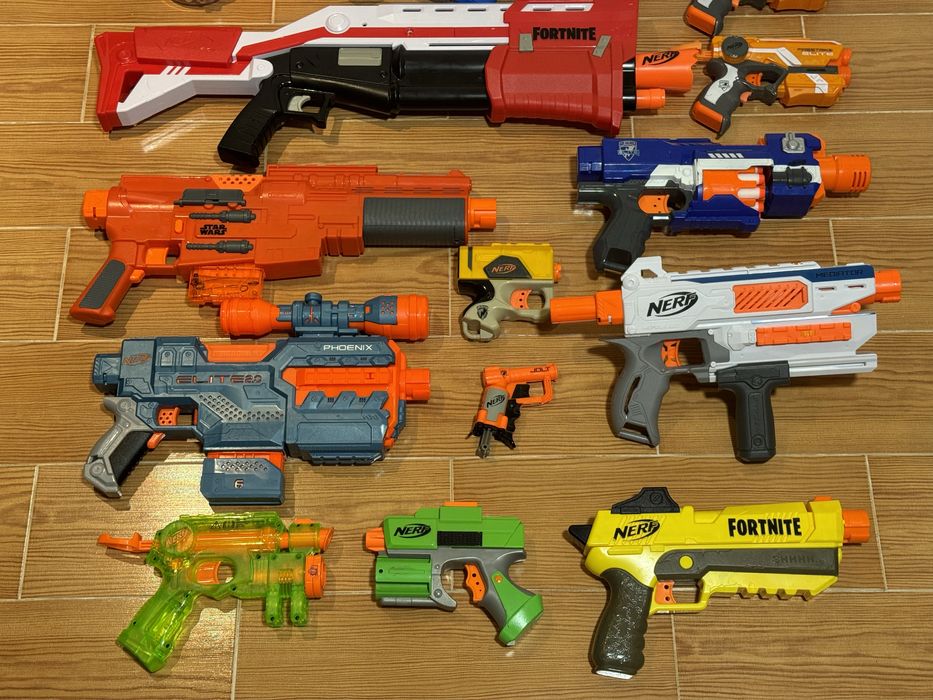 Conjunto de pistolas NERF