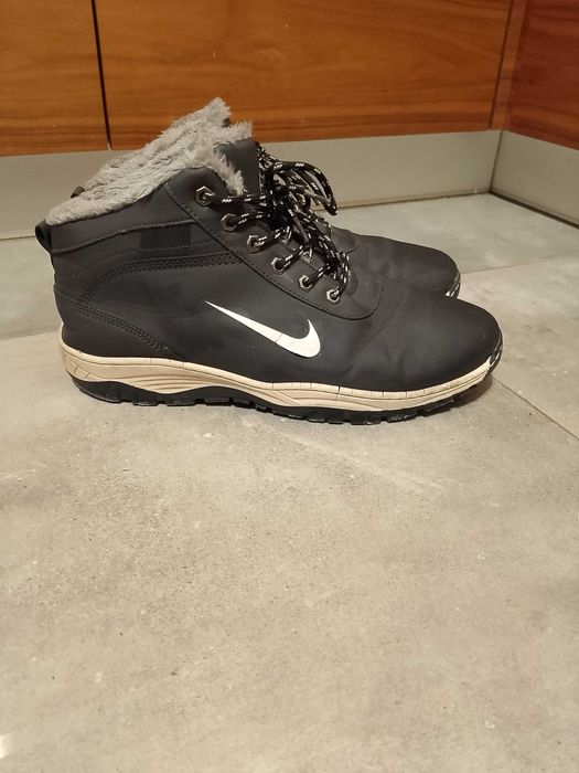 Czarne szare buty zimowe 46 męskie Nike trapery trzewiki