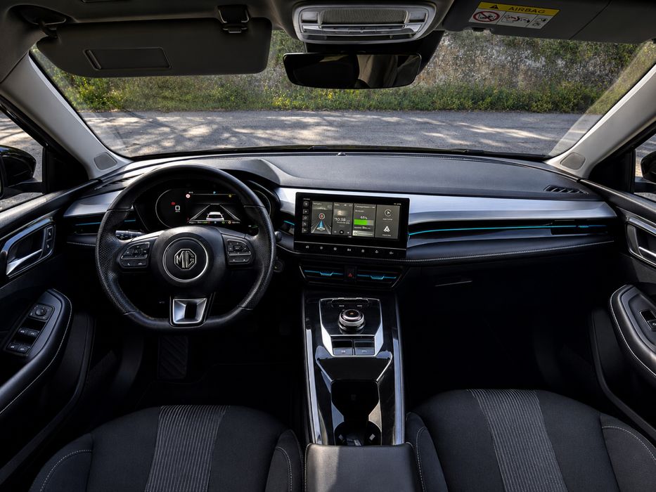 MG MG5 elétrico “novo “com apenas 26 mil kms versão comfort