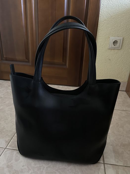 Чорна жіноча сумка