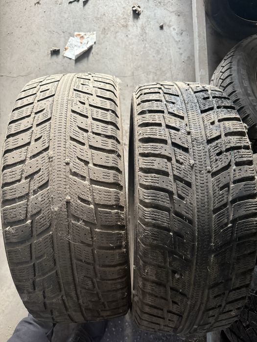 215/60/16 зима 2шт