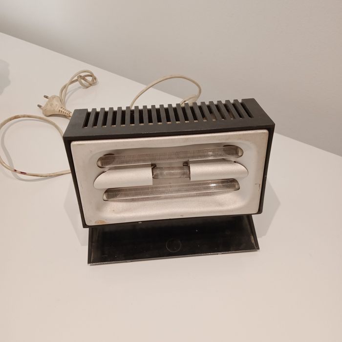 Lampa do naświetlania leczenia skóry UV kwarcowa Polam bakelitowa