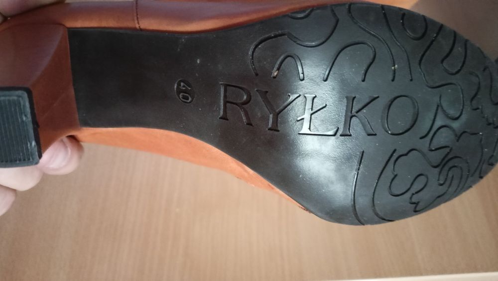 Eleganckie buty RYŁKO