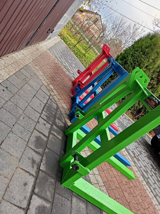 Paleciak na tył ciągnika widły do palet skrzyniopalet Podnośnik DOWÓZ