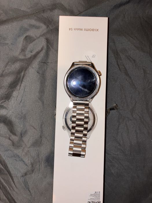 Vendo Redmi Note 14 Pro+ 5G + smartwatch Xiaomi S4 (47mm) em excelente estado.