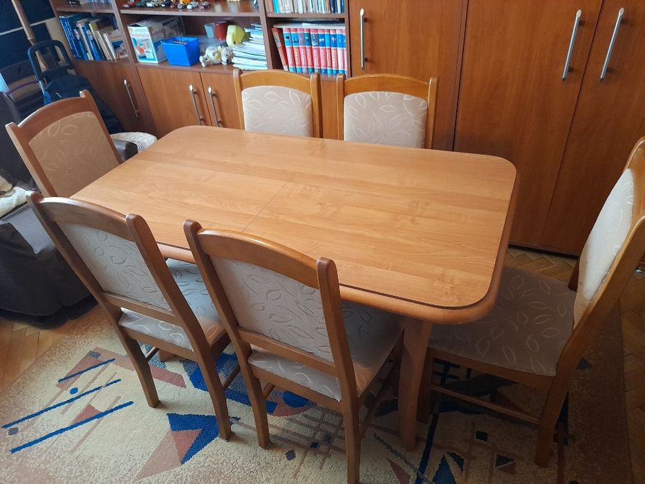 Stół i 6 krzeseł