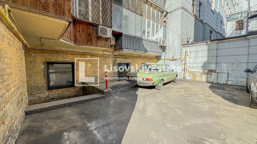 Без% Сдам Помещение 240м2, Чикаленка 31. Премьер Палац, Льва Толстого