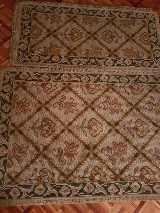 Vendo 4 tapetes de Arraiolos por 450€