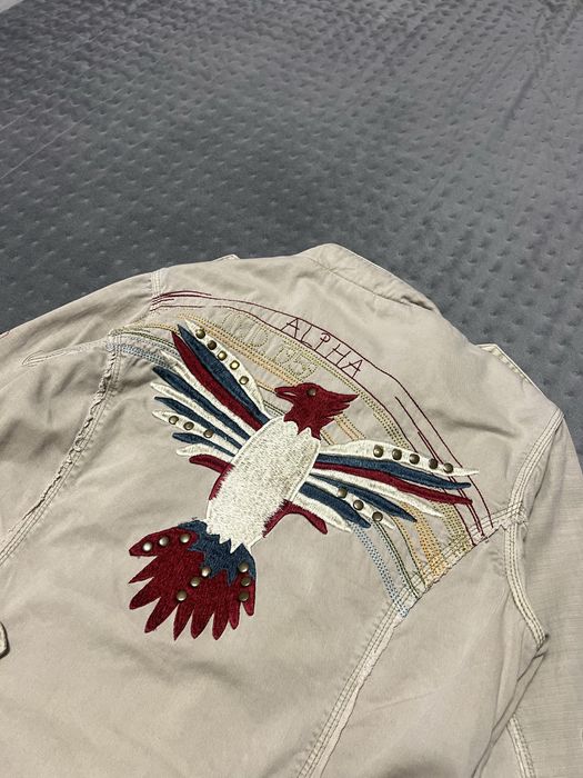 Жіноча куртка від alpha industries vintage