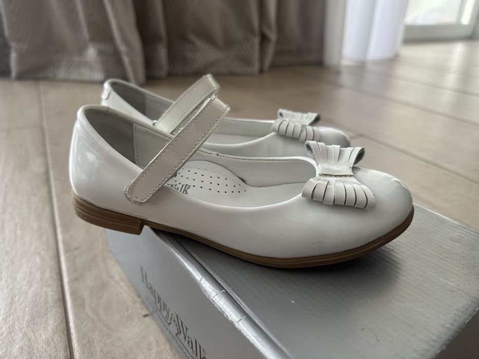 Білі туфлі happy walk