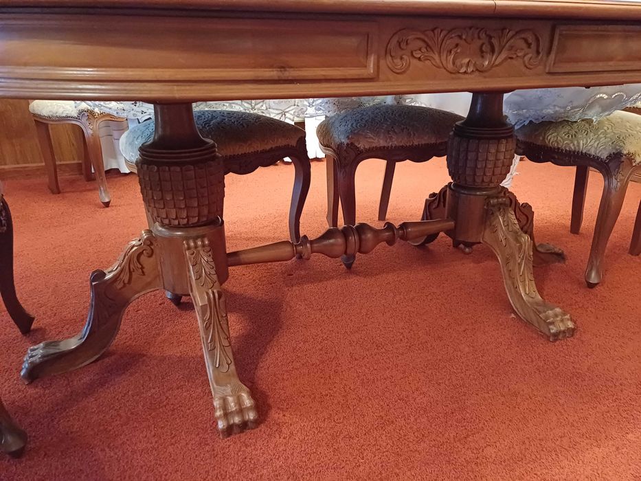 Móveis de estilo clássico