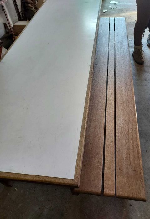 Mesas e Bancos para atividades escolares ou de tempos livres