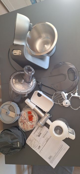 Robot planetarny bosch mum58364