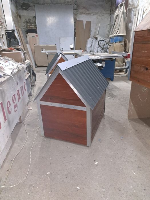 Будка для пса, будиночок для улюбленця.