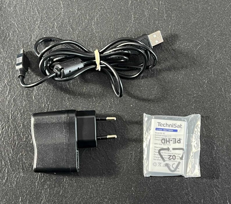 Radio sieciowo-bateryjne FM TechniSat DigitRadio 1