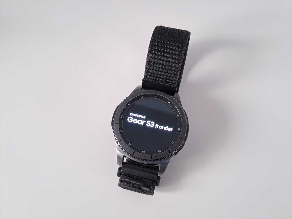 Samsung Galaxy Gear S3 Frontier – sprawny, z akcesoriami