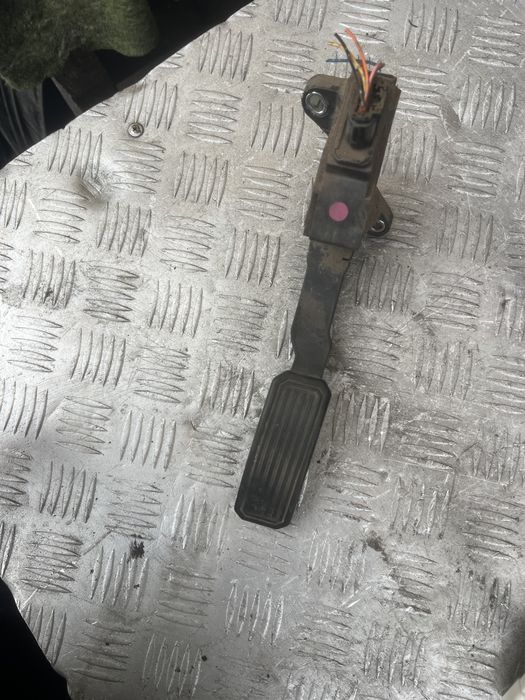 7811002020 Toyota Педаль газа (акселератора)