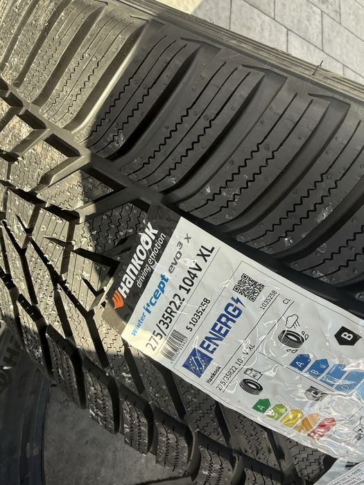 Шини зимові r22 275/35/22