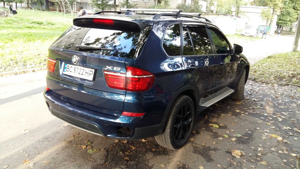 BMW X5 E70 2012 в рідній фарбі