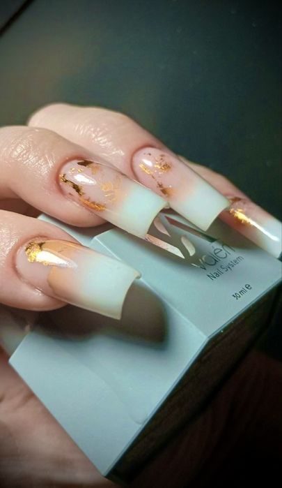 Нарощення нігтів,гель лак.