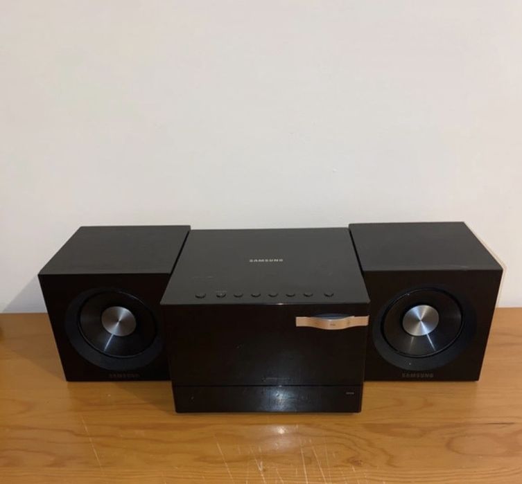 Aparelhagem samsung em muito bom estado