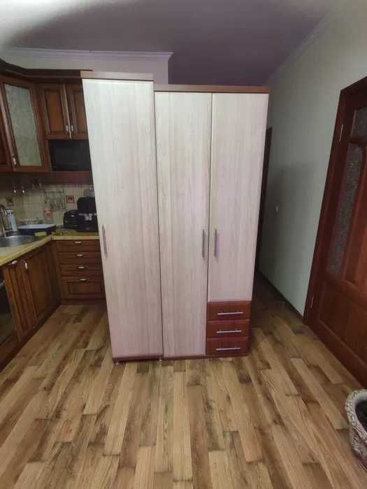 Продам шкаф в г. Каменское
