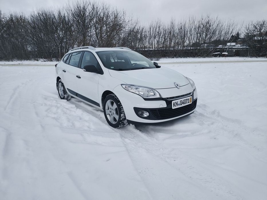 Продам Renault Megane 3 1.6 2012 универсал
