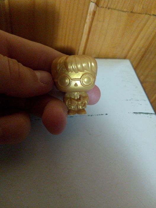 Продам фігурку Гаррі поттер