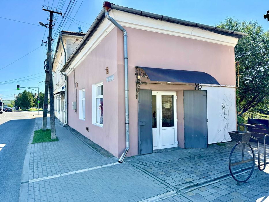 Готове комерційне приміщення 42,9 м² у Ходорові — лише 20 000$