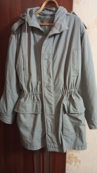 Продам новую куртку,анорак р.54-56