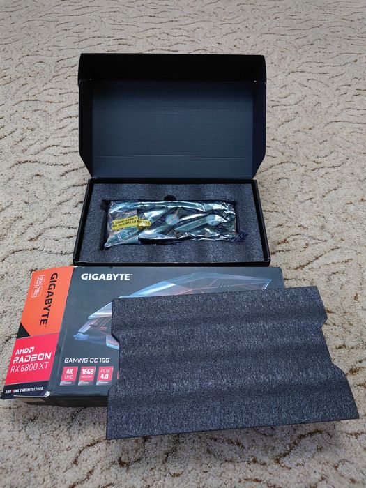 Gigabyte RX6800XT GAMING OC 16G