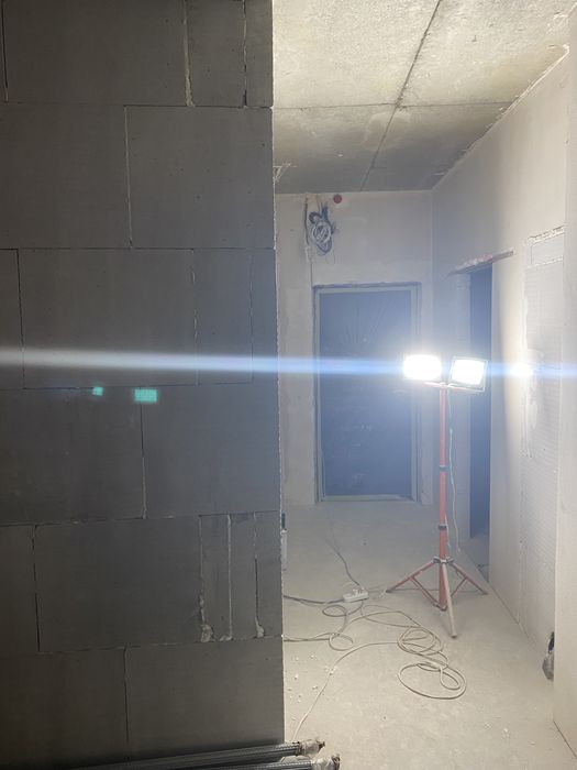 Ремонт квартир, поклейка обоев, пораска , шпаклевка, укладка ламината ...