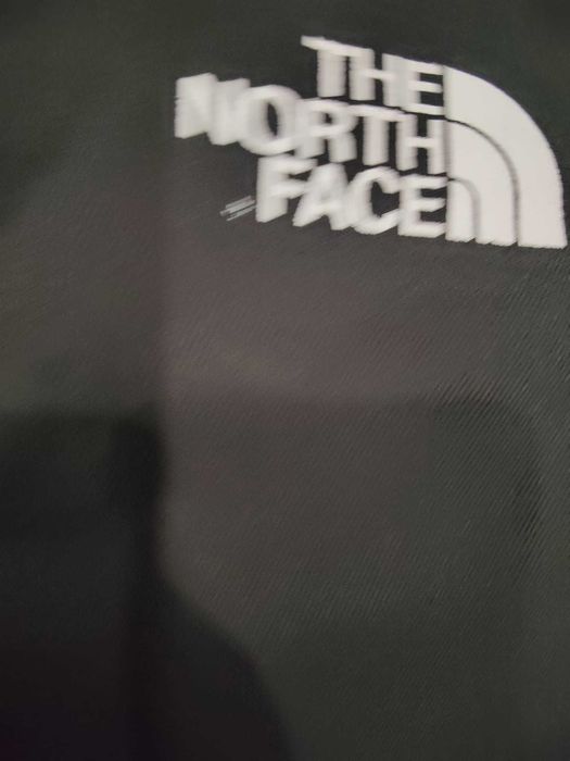 T-shirt North Face tam. L em bom estado