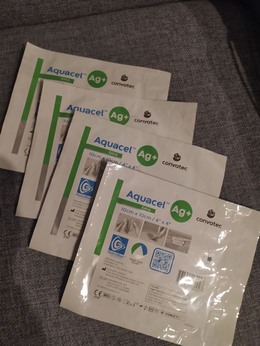 Opatrunki Aguacel AG+ extra 10/10cm.