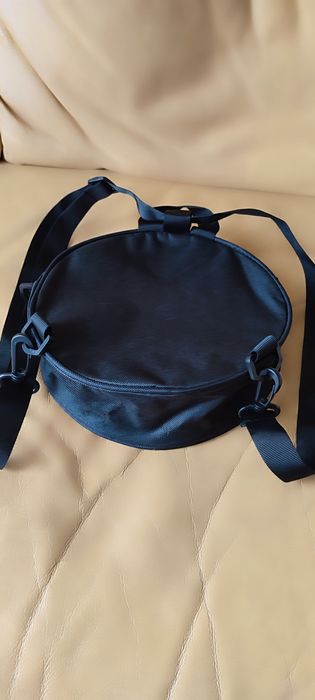 Torebka/plecaczek okrągły.