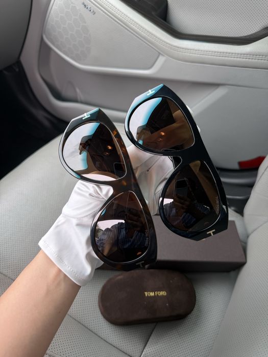 Сонцезахисні окуляри Tom Ford TF1044