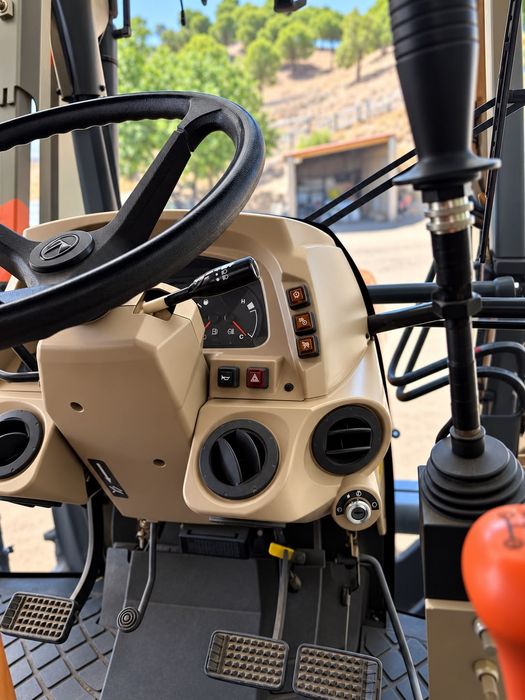 Trator Kubota 6060