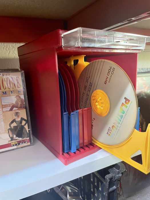 Porta Cassetes e Porta CD's Antigos e Vintage