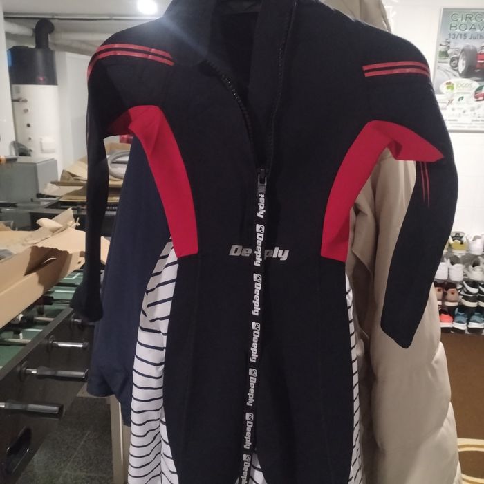 Fato surf deeply63824722946433122