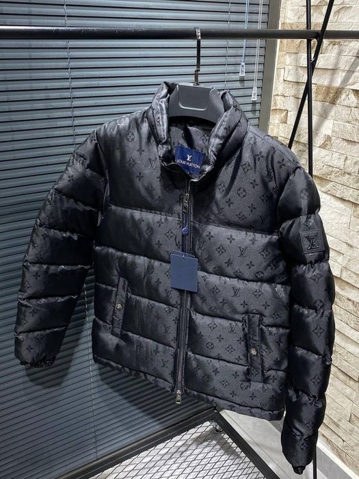 Курточка Louis Vuitton